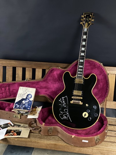 Gibson 1996 BB King Lucille Autografada